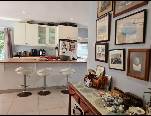4 BEDROOM FREESTANDING FOR SALE IN MEER EN SEE